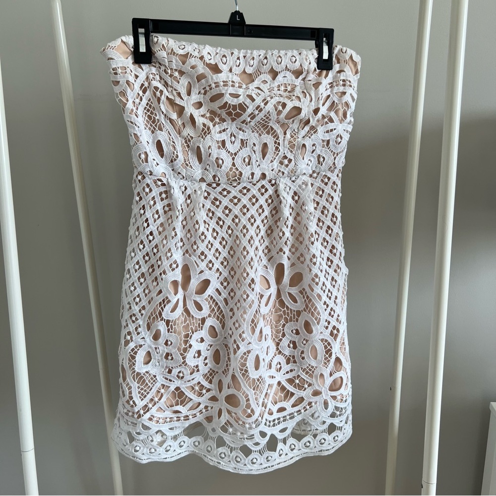 Francesca’s white lace dress size L